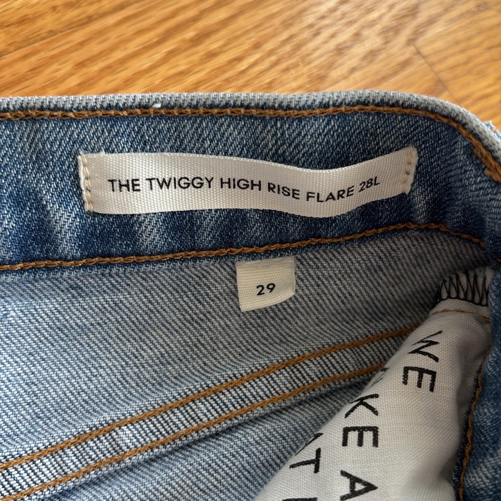 Aritzia Denim Forum Twiggy High Rise Flare - Picture 8 of 13